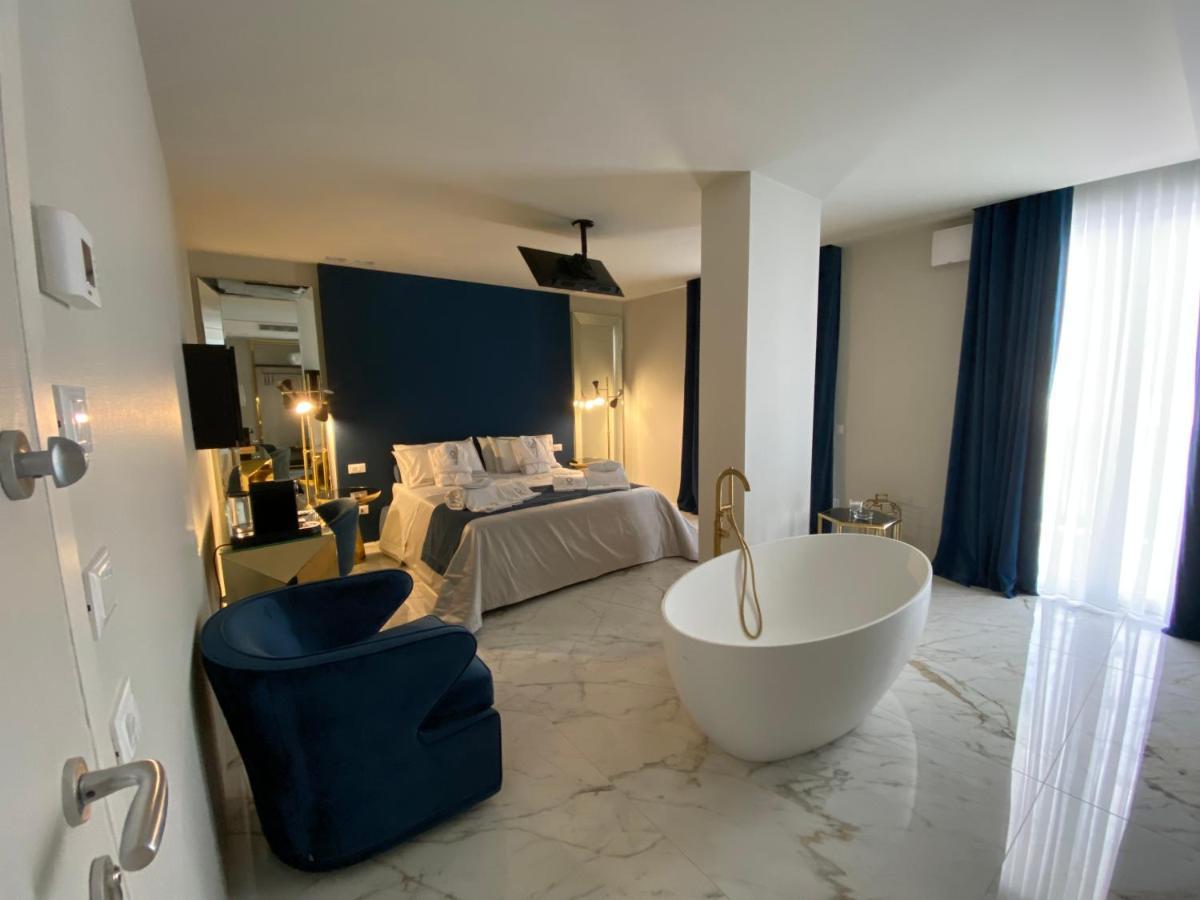 Bed and Breakfast REDAVID Dimora di Charme Bari Esterno foto