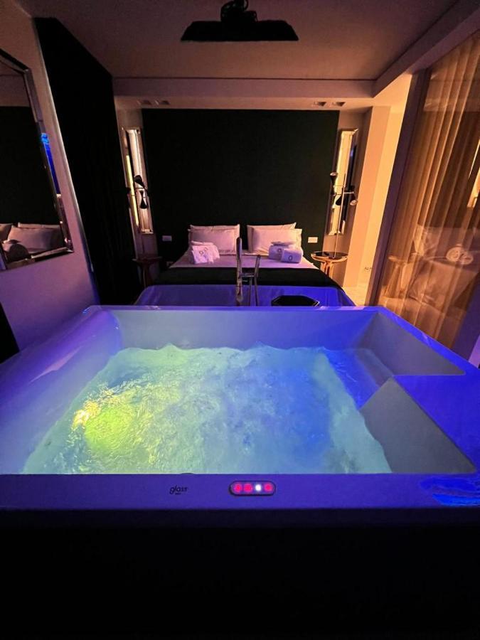 Bed and Breakfast REDAVID Dimora di Charme Bari Esterno foto